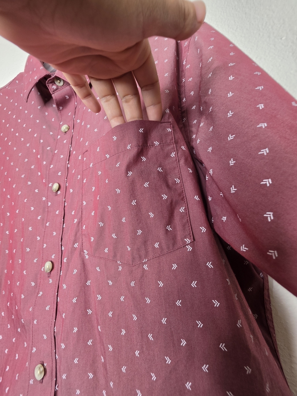 TravisMathew Mens Size M Burgundy Geometric Short Sleeve Button Up Shirt - Picture 9 of 14